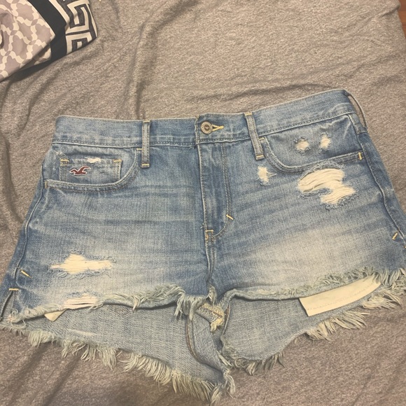 Hollister Jean Shorts - Picture 1 of 2